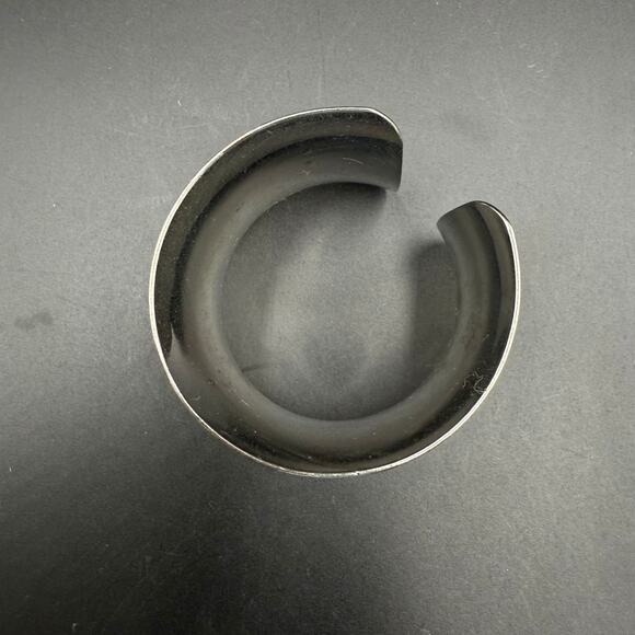 Vintage Open Cuff Bracelet Silver Tone Bangle - Picture 6 of 9